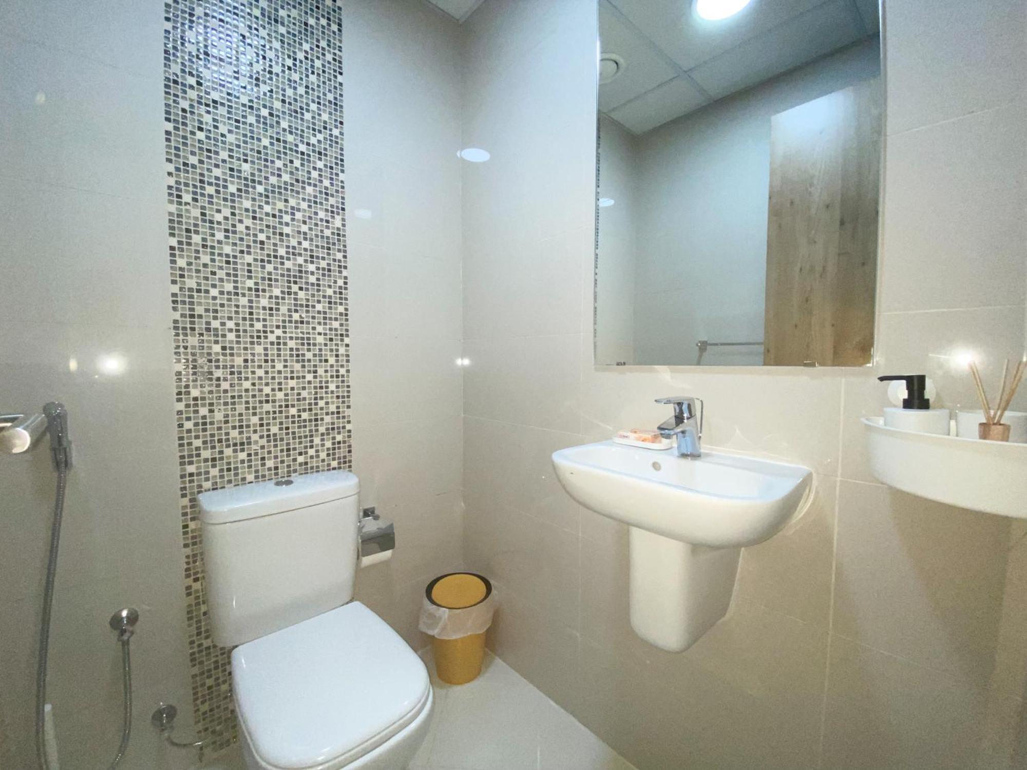 Walk To The Beach Or Enjoy The Amazing View From The Balcony Apartment Дубай Екстериор снимка